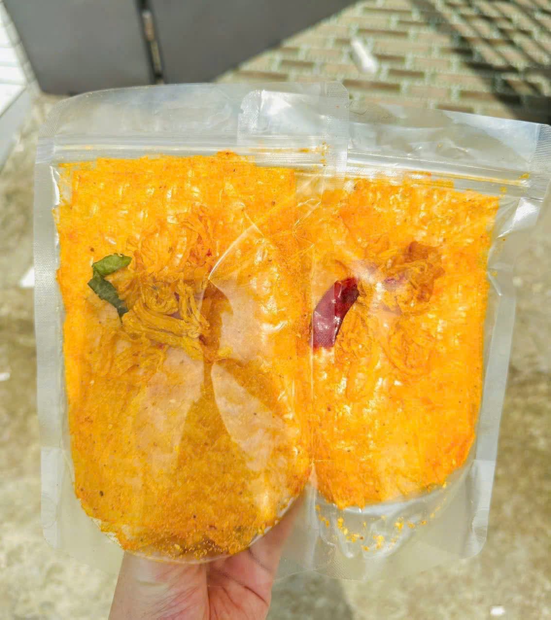 Bánh tráng lắc phô mai